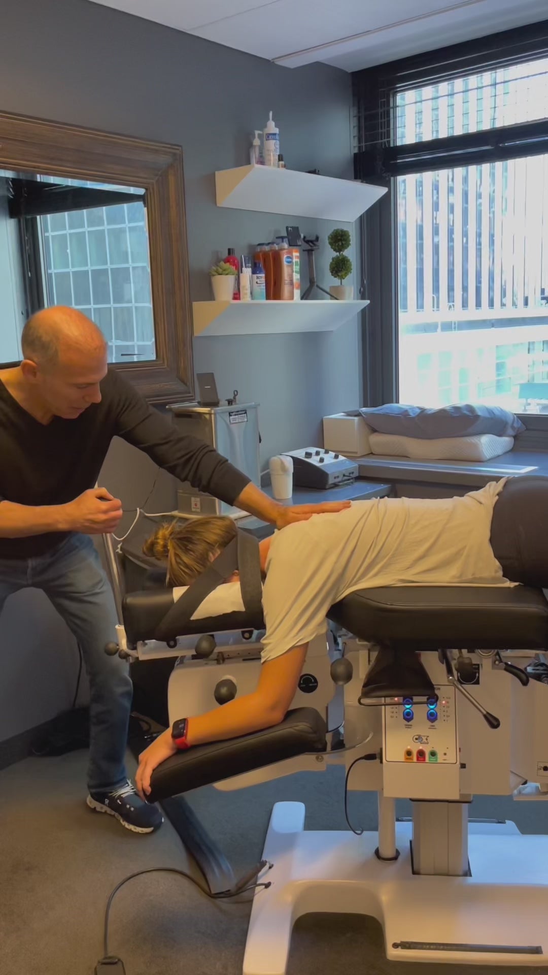 BlisCure — Your Mini Chiropractor at Home video